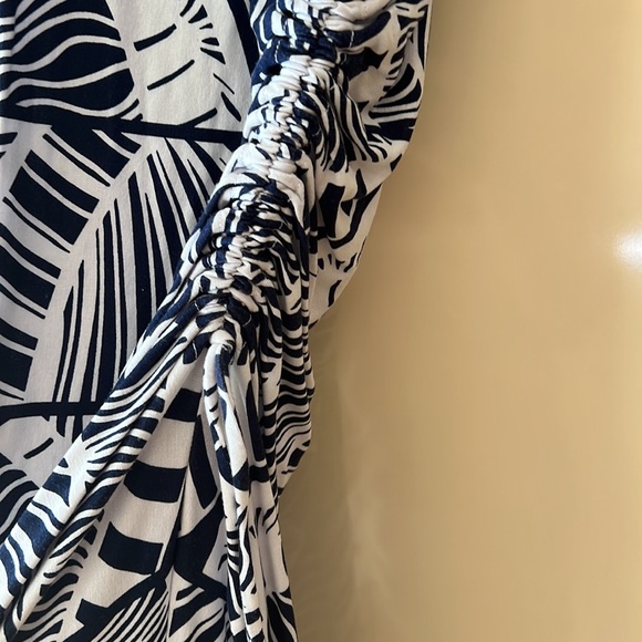 Awesome maxi dress. Medium. Navy n white. - Picture 3 of 6